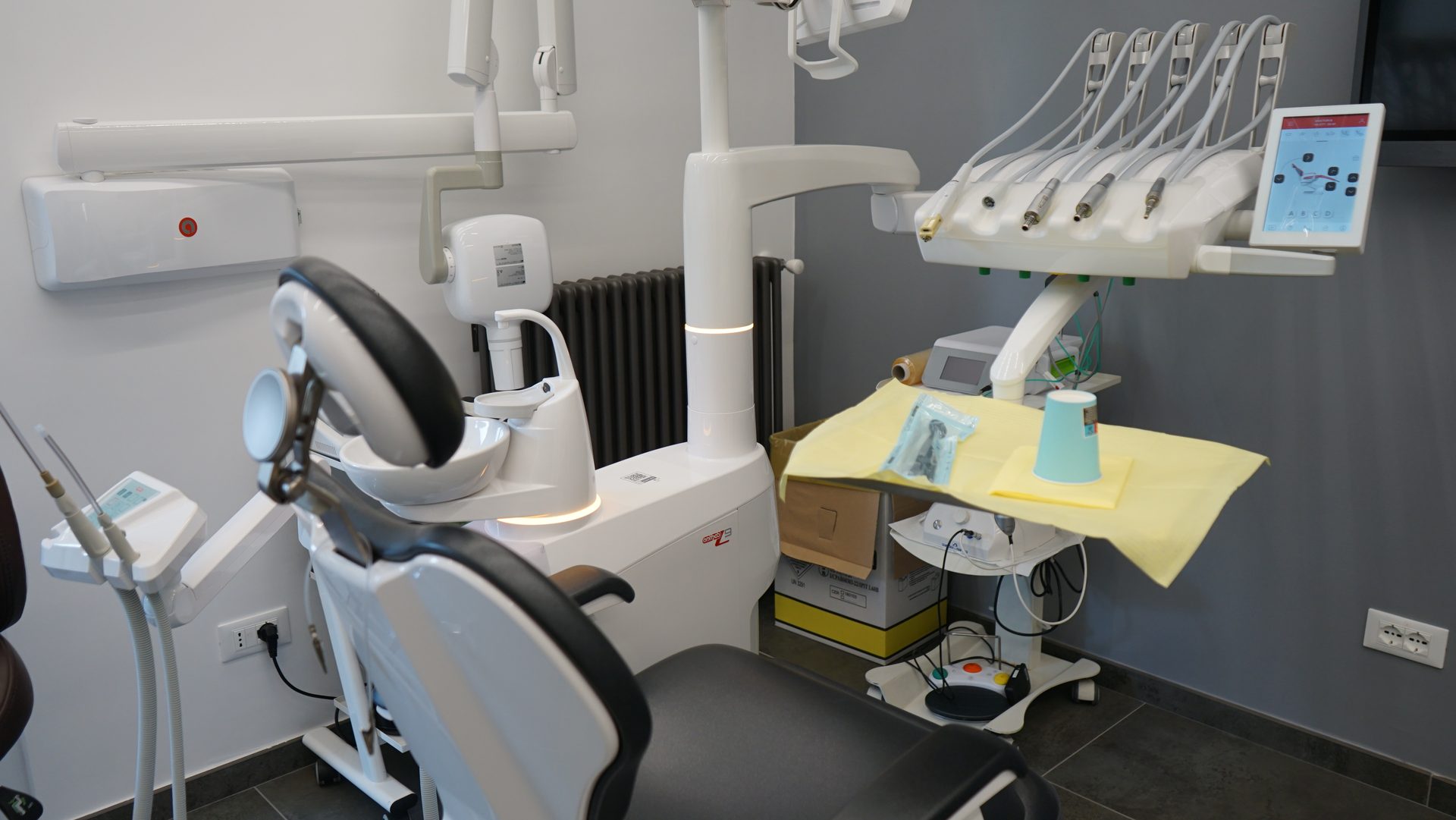 State-of-the-art dental unit